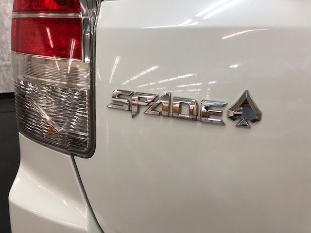 Toyota SPADE 2012-08 180793-18