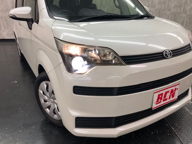 Toyota SPADE 2012-08 180793-26