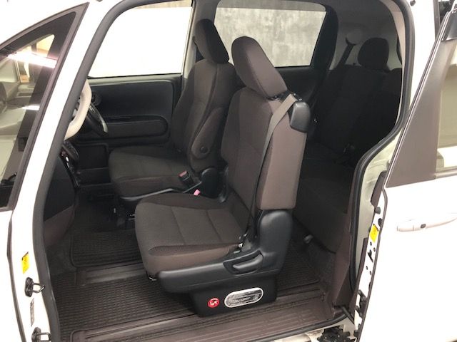 Toyota SPADE 2012-08 180793-24