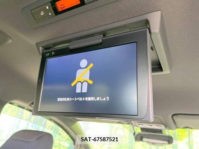 Toyota VOXY 2019-03 226362-4