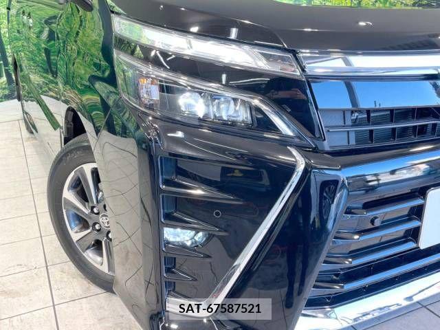 Toyota VOXY 2019-03 226362-12