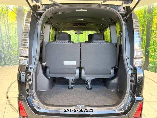 Toyota VOXY 2019-03 226362-11