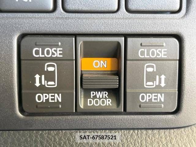 Toyota VOXY 2019-03 226362-5