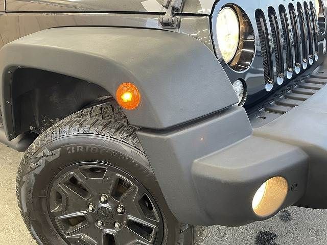 Jeep WRANGLER 2014-11 22995-19