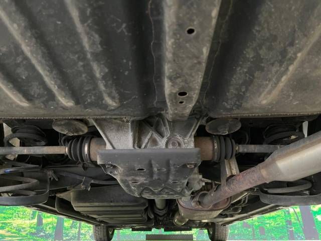 Toyota VOXY 2015-06 196050-19