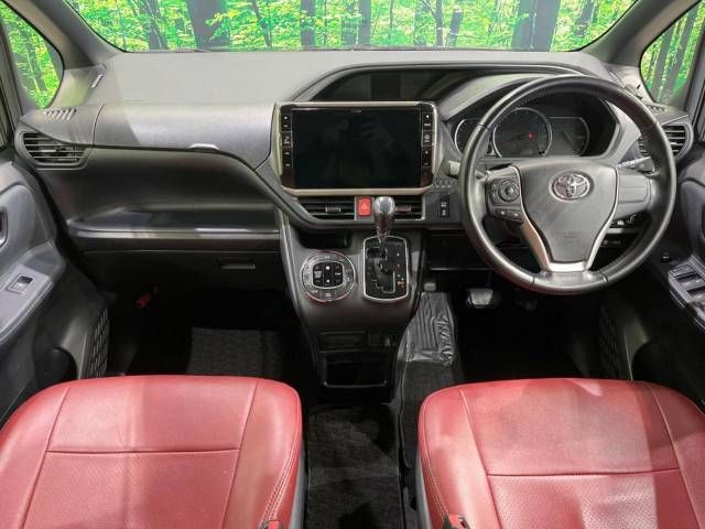 Toyota VOXY 2015-06 196050-1