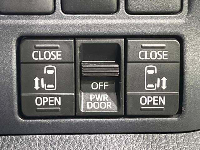 Toyota VOXY 2015-06 196050-6