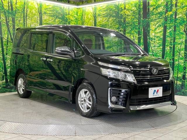 Toyota VOXY 2015-06 196050-17