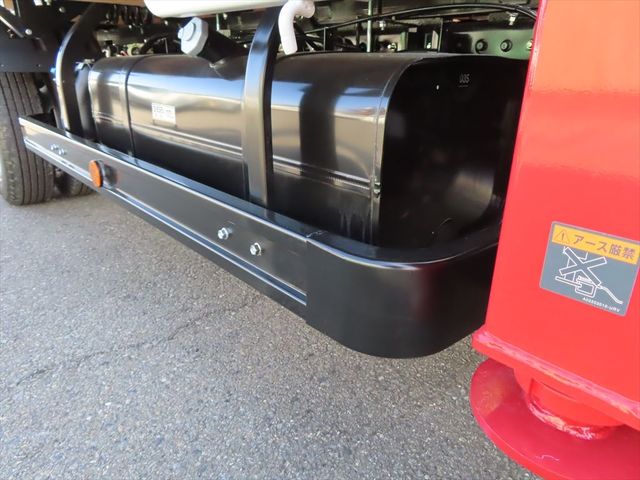 Mitsubishi CANTER 2023-01 2621-27