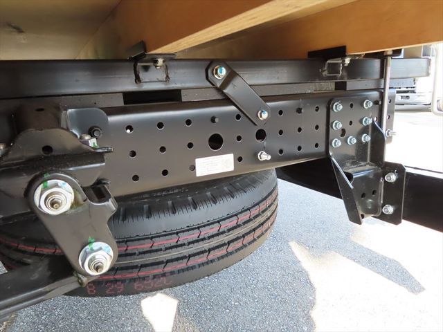 Mitsubishi CANTER 2023-01 2621-23