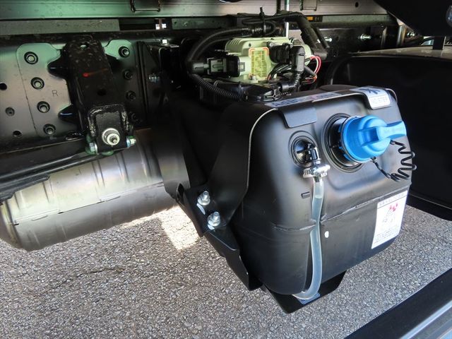 Mitsubishi CANTER 2023-01 2621-26