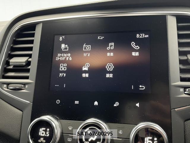 Renault MEGANE 2022-04 222086-6