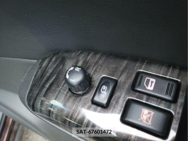 Nissan ELGRAND 2014-10 297246-10