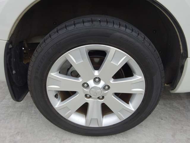 Mitsubishi DELICA D5 2016-04 188497-13