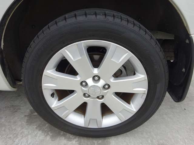Mitsubishi DELICA D5 2016-04 188497-12