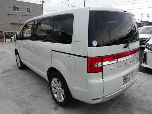 Mitsubishi DELICA D5 2016-04 188497-2