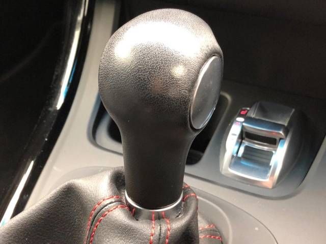 ALFA ROMEO GIULIETTA 2013-08 194308-11
