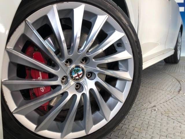 ALFA ROMEO GIULIETTA 2013-08 194308-14