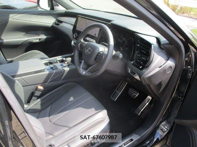 Lexus RX 2023-05 363060-1