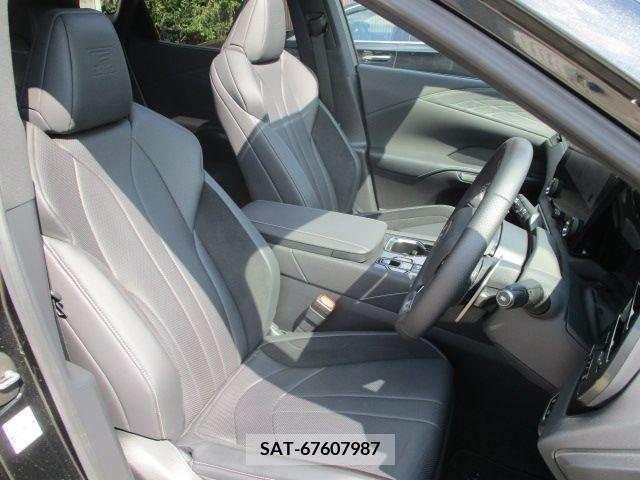 Lexus RX 2023-05 363060-7