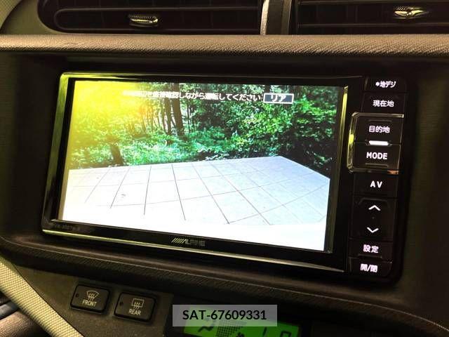 Toyota AQUA 2013-12 327958-3
