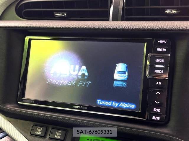 Toyota AQUA 2013-12 327958-2