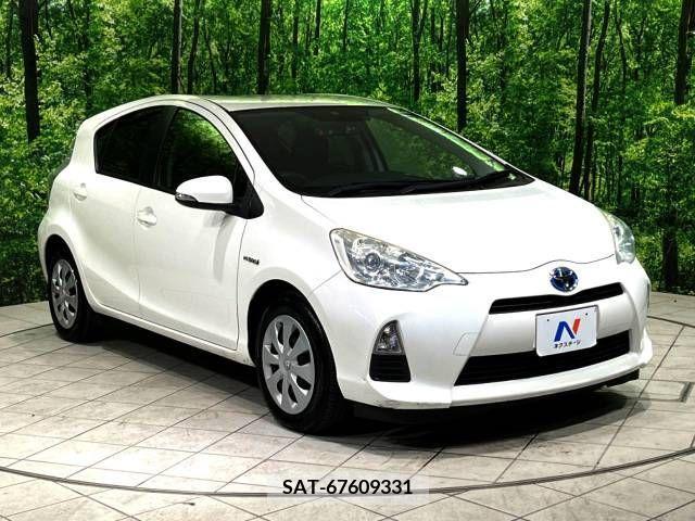 Toyota AQUA 2013-12 327958-16