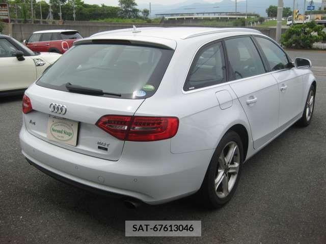 Audi A4 2013-01 261033-5