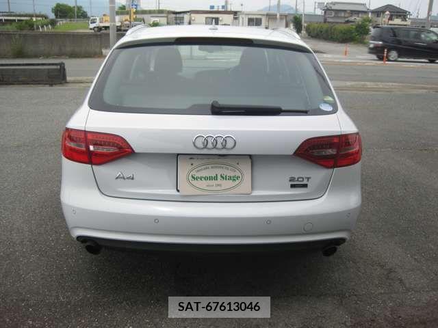 Audi A4 2013-01 261033-4