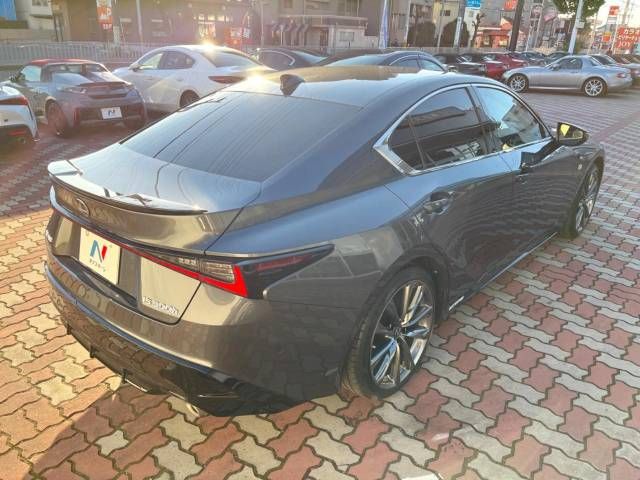 Lexus IS 2022-07 194252-17