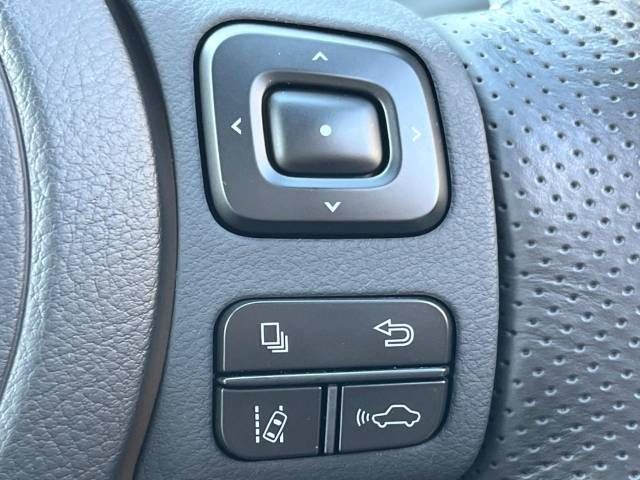 Lexus IS 2022-07 194252-5
