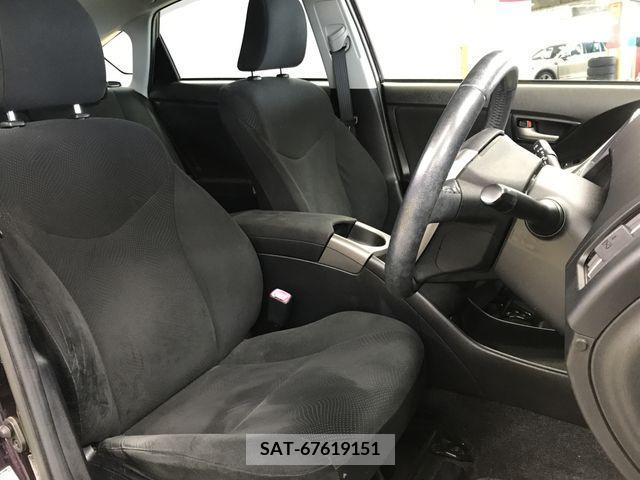 Toyota PRIUS 2013-04 376574-4