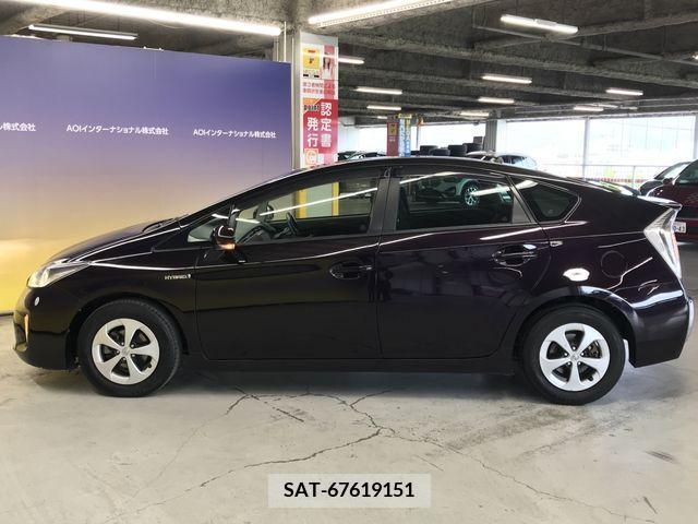 Toyota PRIUS 2013-04 376574-14