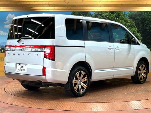 Mitsubishi DELICA D5 2023-05 28243-18