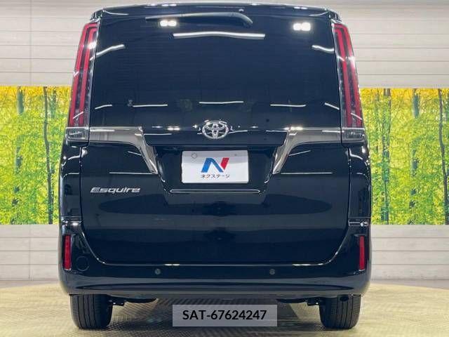Toyota ESQUIRE 2021-03 390659-16