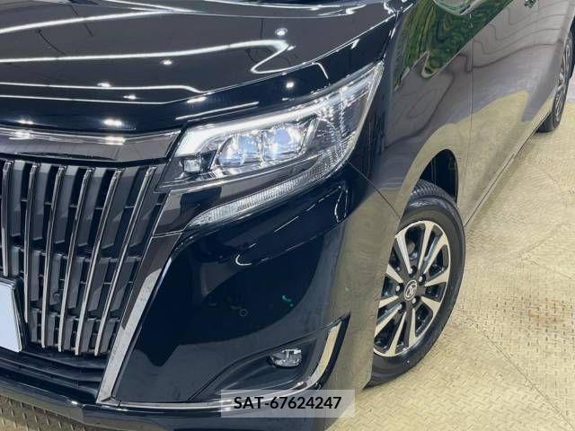 Toyota ESQUIRE 2021-03 390659-13