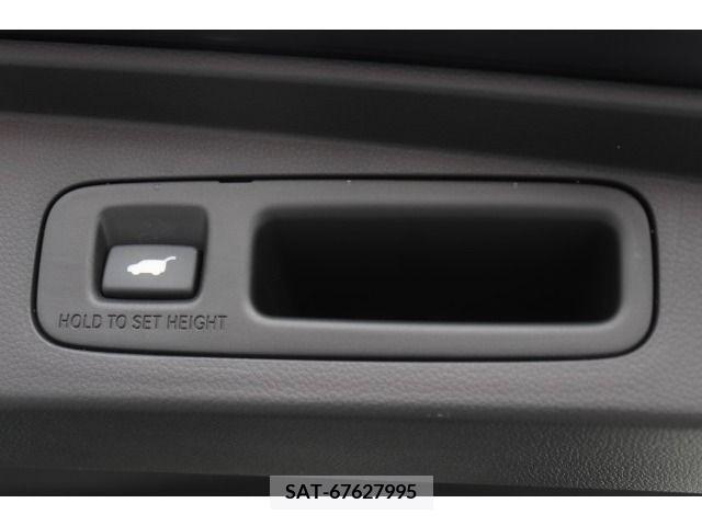 Honda e 2022-11 381900-16