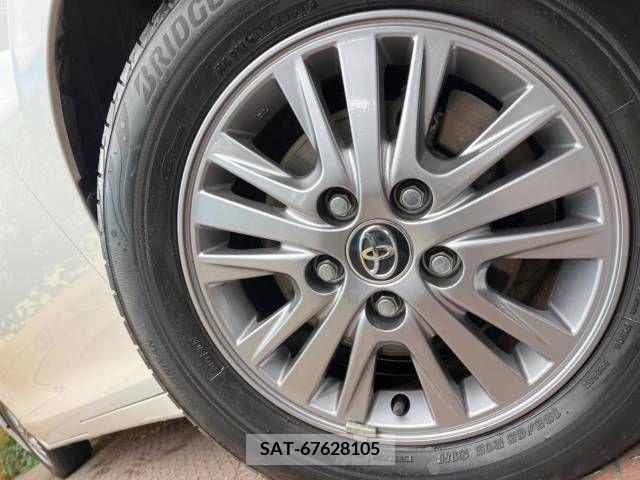 Toyota ESQUIRE 2015-09 212431-14