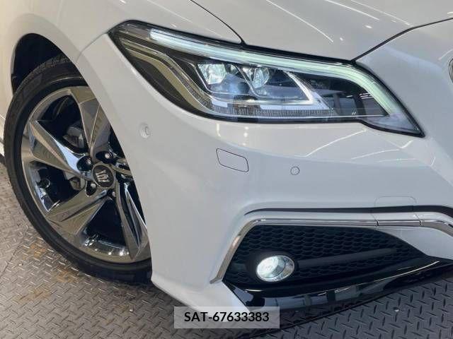 Toyota CROWN SEDAN 2018-06 337616-12