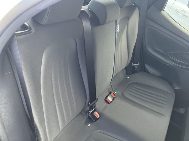 Toyota YARIS 2020-07 12246-23