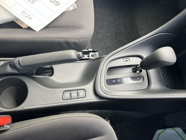 Toyota YARIS 2020-07 12246-10