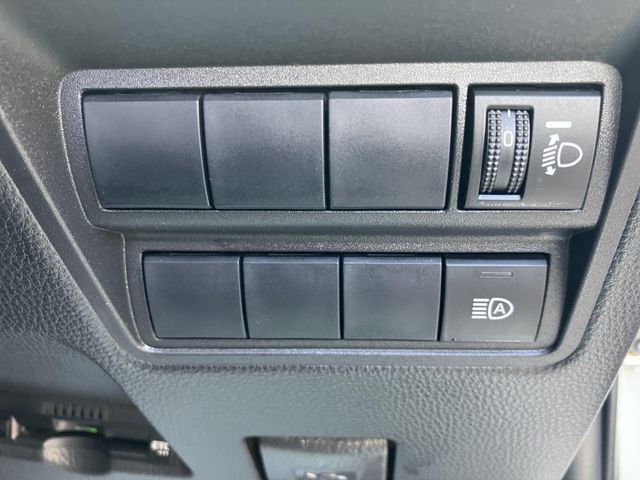 Toyota YARIS 2020-07 12246-18
