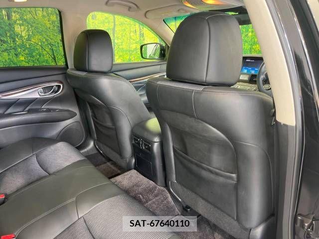 Nissan FUGA 2011-11 360743-19