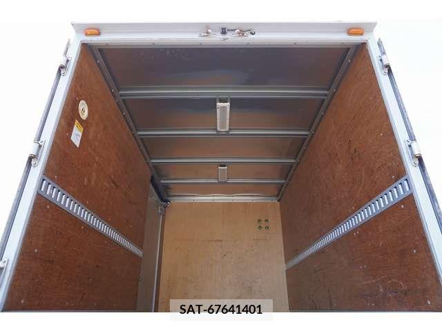 Mitsubishi CANTER 2017-02 263584-19