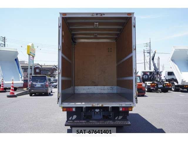 Mitsubishi CANTER 2017-02 263584-17
