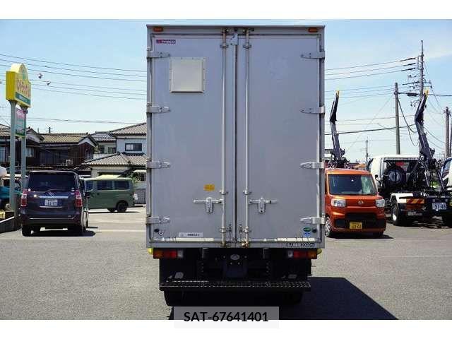 Mitsubishi CANTER 2017-02 263584-3