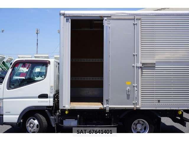 Mitsubishi CANTER 2017-02 263584-16