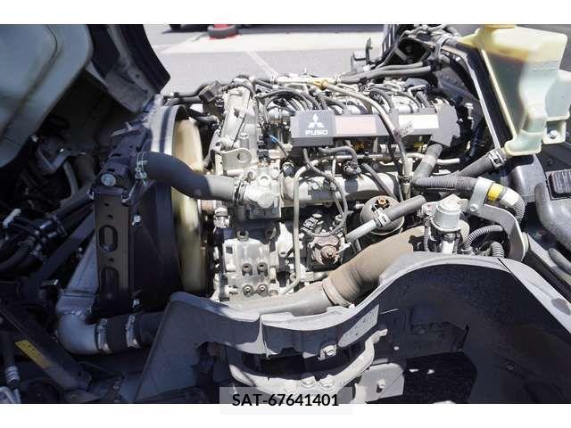 Mitsubishi CANTER 2017-02 263584-12