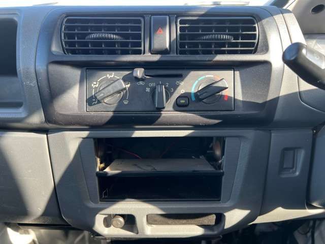 Mitsubishi MINICAB TRUCK 2001-09 18202-19