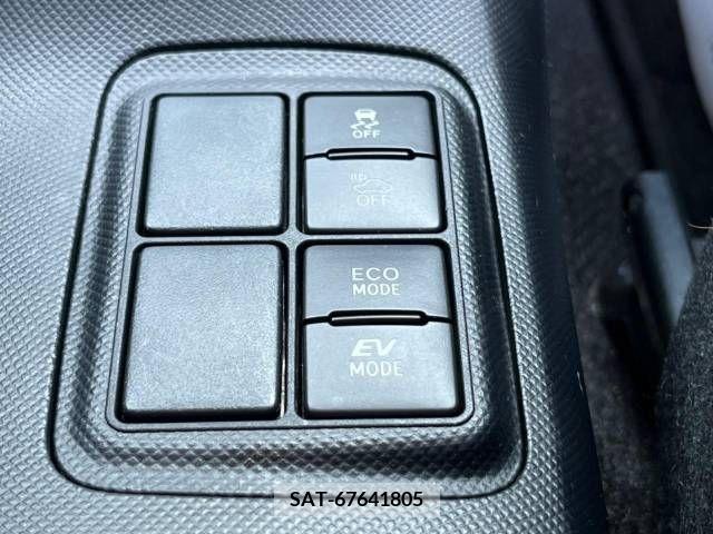 Toyota AQUA 2017-10 314334-5